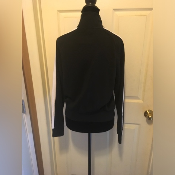 Women’s Puma T 7 1968 Track Jacket size Small NWT - Picture 3 of 5